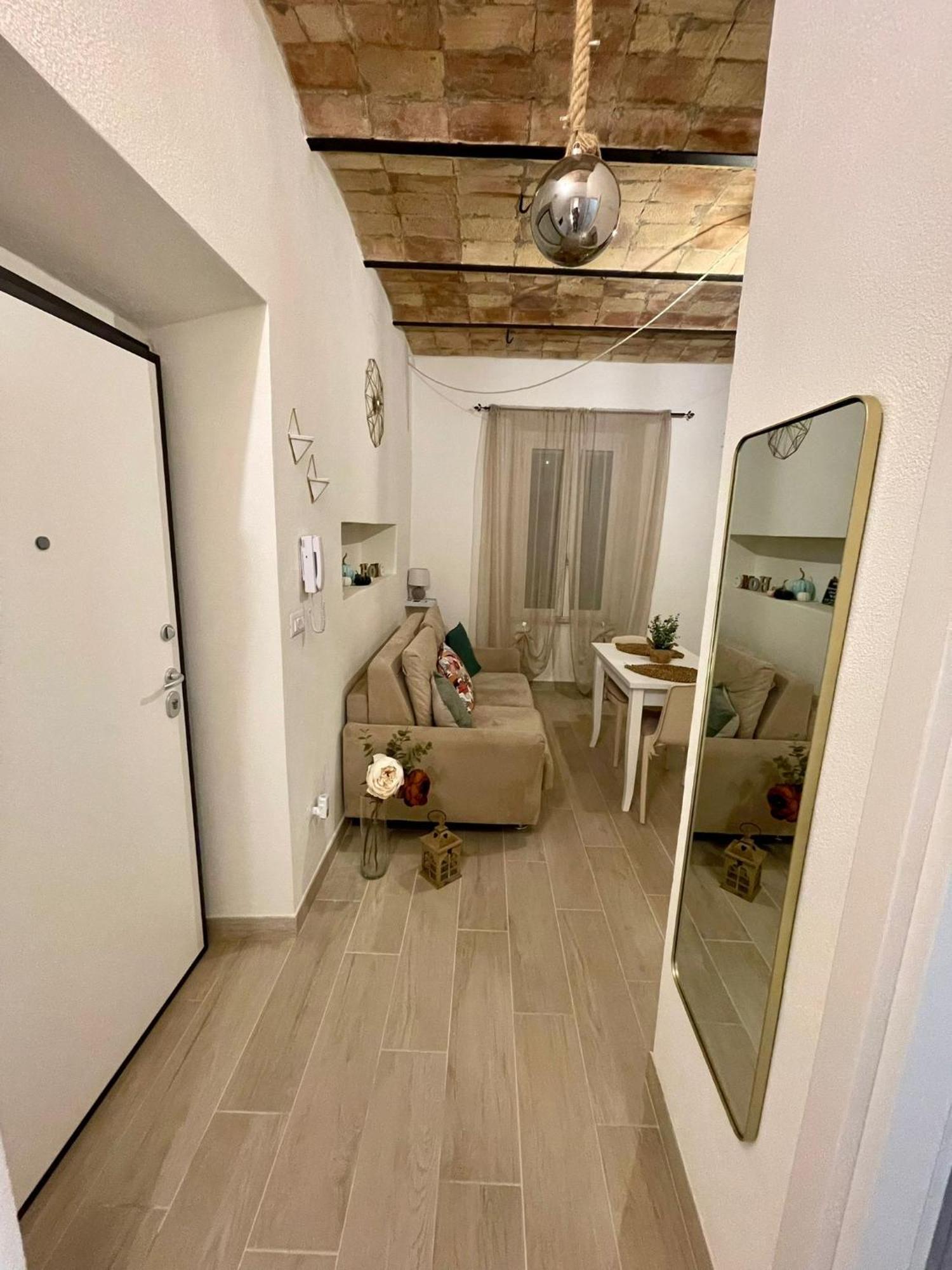 Casa Vacanze - La Torre - Appartamento Marta Eksteriør billede